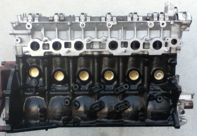 2JZ-GE Toyota engine