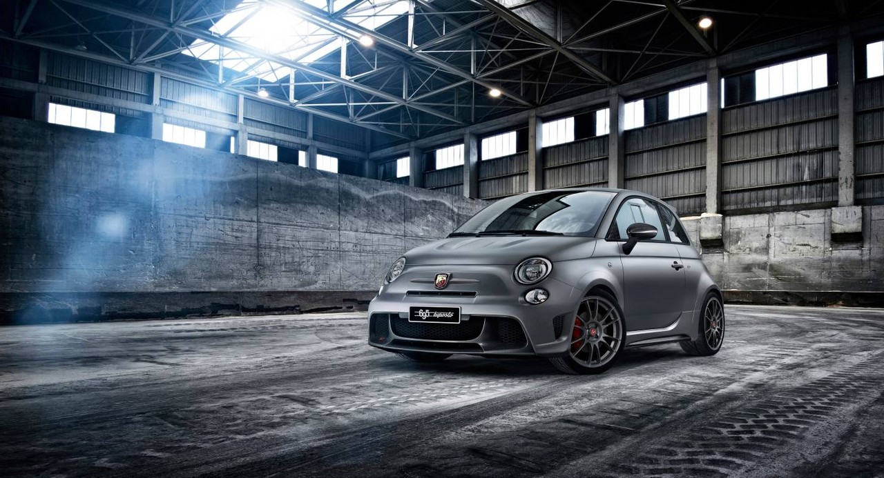 Review: Abarth 695 Biposto (2014-15)