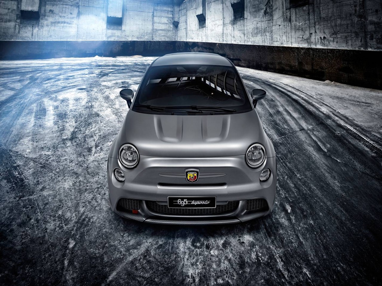 Images: Abarth 695 Biposto (2014-15)