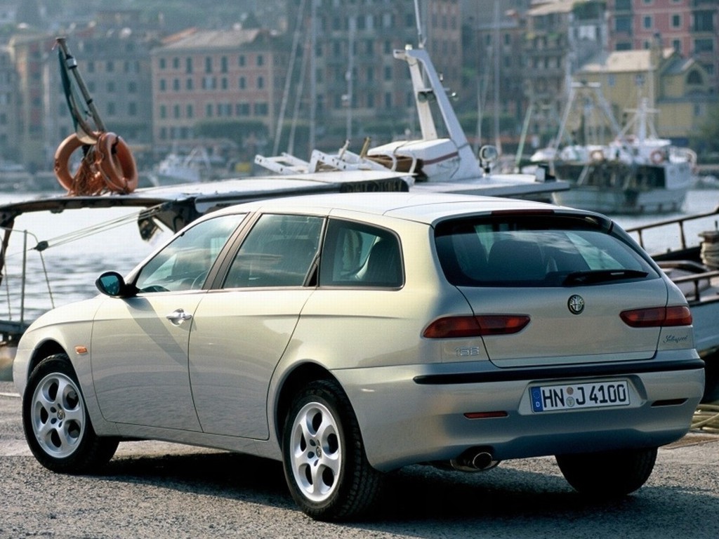 Videos: Alfa Romeo 156 Sportwagon (2000-06)