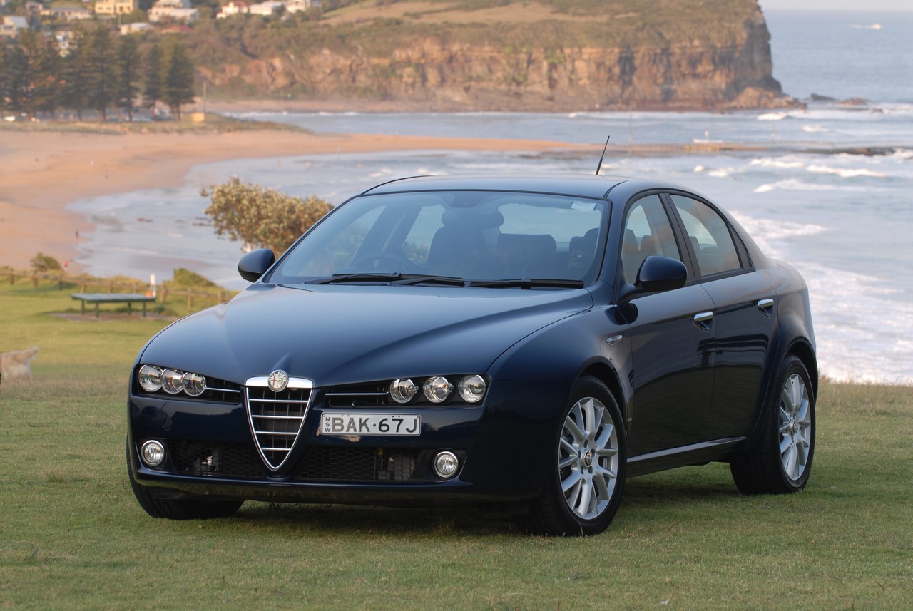 Review: Alfa Romeo 159 sedan (2006-12)