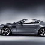 astonmartin_v12vantage_2010_ser1_02