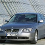 bmw_5seriessedan_e60_ser1_01