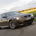 bmw_m5sedan_e60_ser1_01