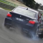 bmw_m5sedan_e60_ser1_10