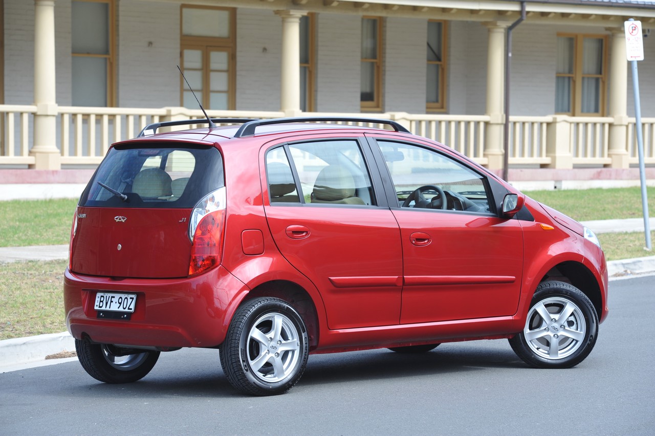 Images: Chery S2X J1 (2011-13)