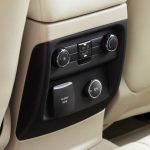 ford_everest_2015_ser1_12