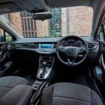 holden_astra_2016_ser1_03