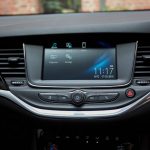 holden_astra_2016_ser1_04