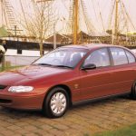 holden_commodore_vt_ser1_01