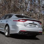 kia_stinger_2017_ser1_04