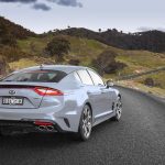 kia_stinger_2017_ser1_12