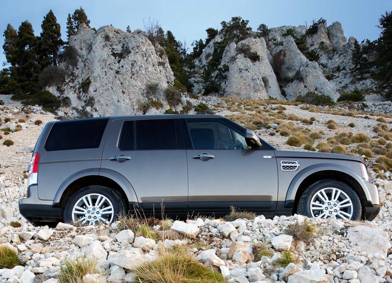 Videos: Land Rover L319 Discovery 4 (2009-16)