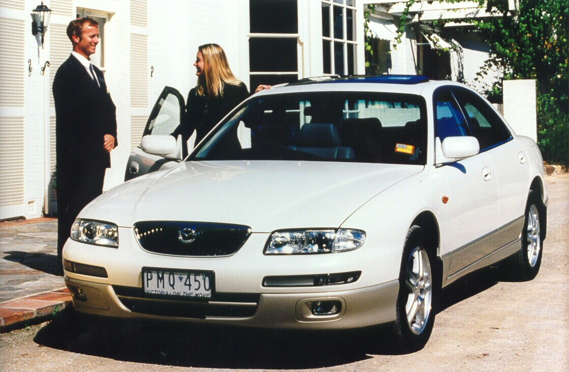 Images: Mazda TA Eunos 800 (1996-00)
