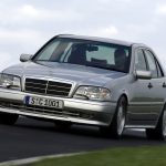 mercedesamg_cclasssedan_w202_ser1_03