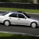 mercedesamg_cclasssedan_w202_ser2_04