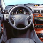 mercedesbenz_cclasssedan_w203_ser1_12