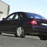 mercedesbenz_cclasssedan_w203_ser2_02