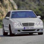 mercedesbenz_eclasssedan_w210_ser2_04