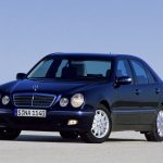 mercedesbenz_eclasssedan_w210_ser2_07