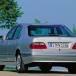 mercedesbenz_eclasssedan_w210_ser2_12