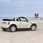 mini_cabrio_r57_ser1_03