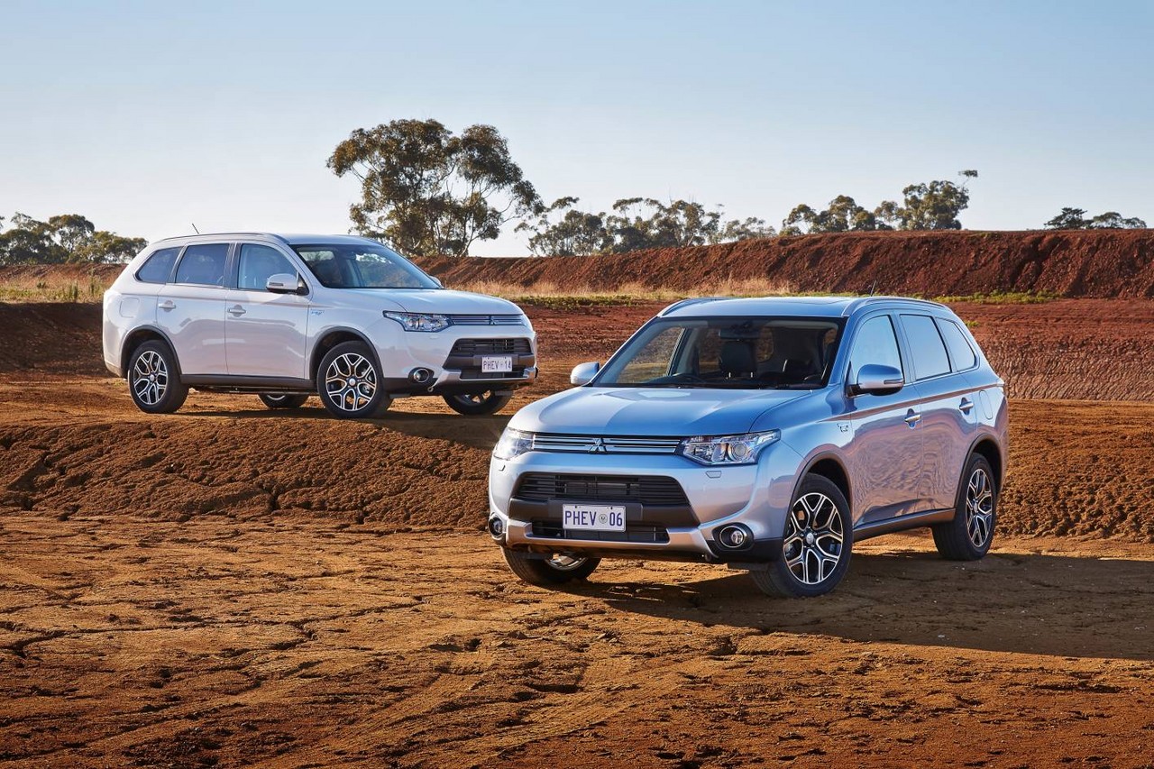 Review: Mitsubishi Outlander PHEV (2014-21)