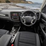 mitsubishi_outlanderphev_2014_ser2_04