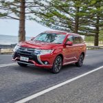 mitsubishi_outlanderphev_2014_ser2_06