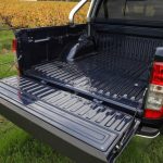 nissan_navara_np300utility_ser1_08