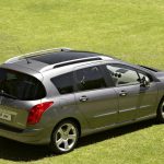 peugeot_308_t7wagontouring_ser1_05