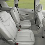 peugeot_308_t7wagontouring_ser1_10