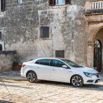 renault_meganesedan_lff_ser1_10
