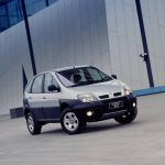 renault_scenicrx4_j64_ser1_05
