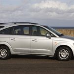 ssangyong_stavic_a100_ser2_02