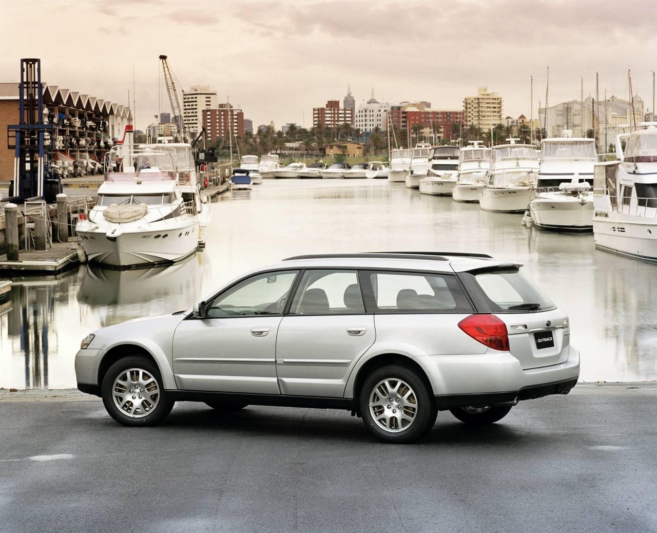 Videos: Subaru BP Outback (2003-09)
