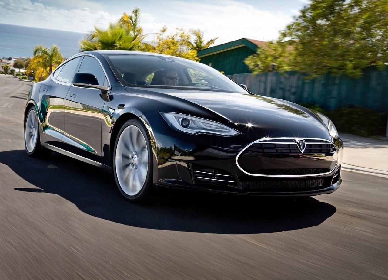 Images: Tesla Model S (2014-26)