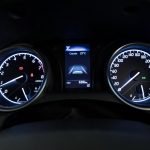 toyota_camry_2017_ser1_06