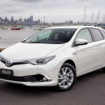 toyota_corollahybrid_e180_ser1_11