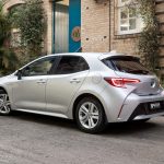 toyota_corollahybrid_e210_ser1_02