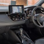 toyota_corollahybrid_e210_ser1_03