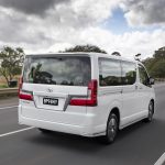 toyota_granvia_h33_ser1_04