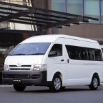 toyota_hiace_mk5commuter_ser1_01