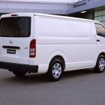 toyota_hiace_mk5van_ser1_03