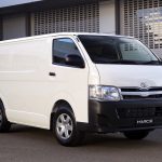 toyota_hiace_mk5van_ser2_01