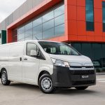 toyota_hiace_mk6van_ser1_02