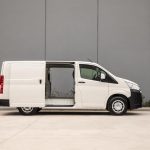 toyota_hiace_mk6van_ser1_04