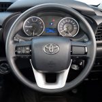 toyota_hilux_mk8cabchassis_ser1_09