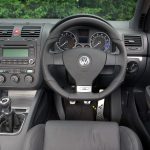 volkswagen_golfr32_mk5_ser1_10