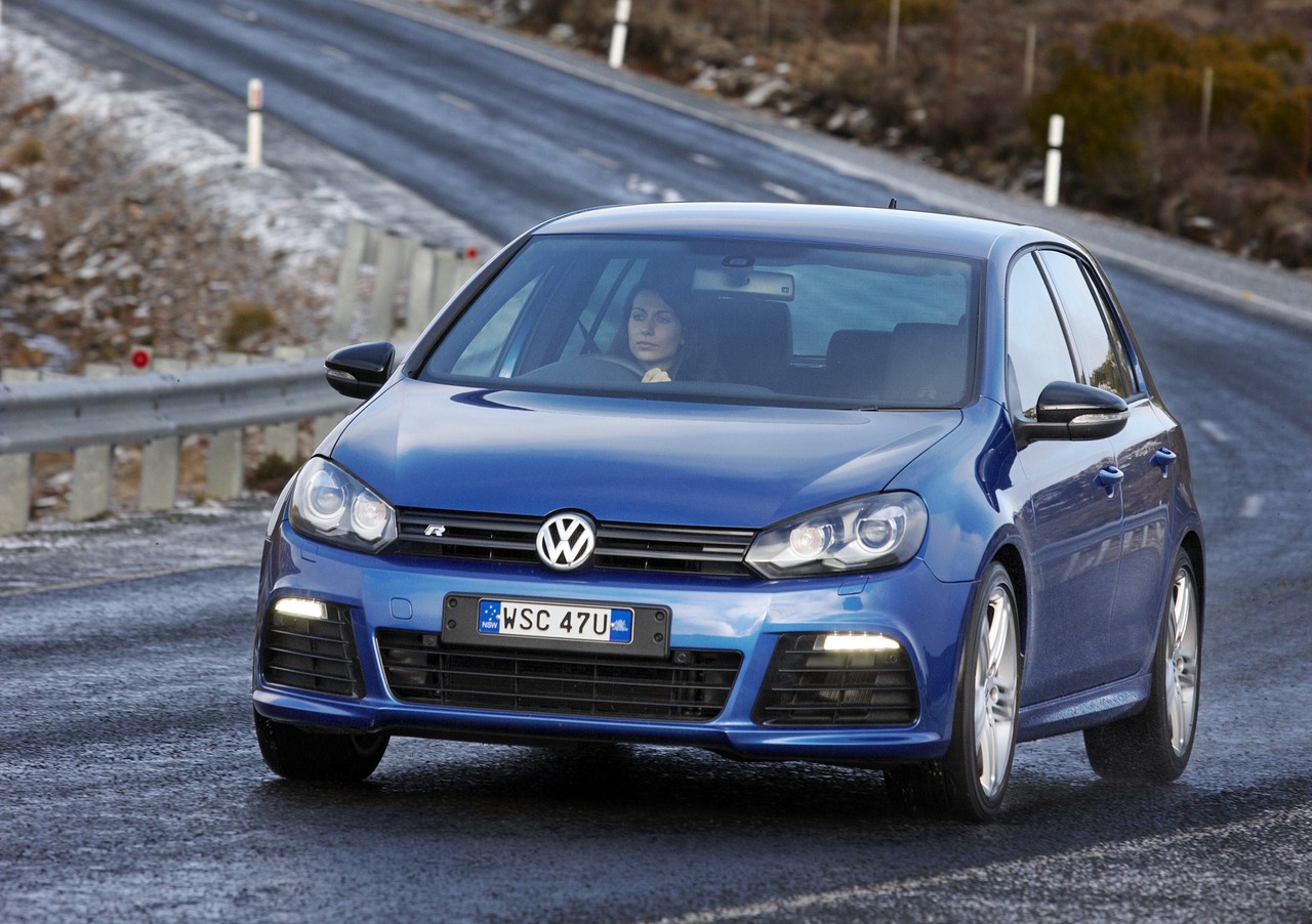 Videos: Volkswagen Mk.6 Golf R (2010-12)
